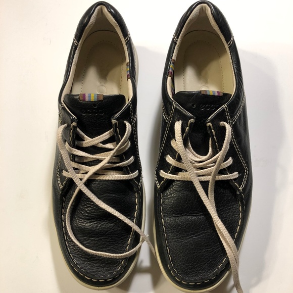 ecco leather tennis shoes